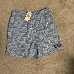 NWT Boys Vineyard Vines Factory Swim Trunks Size Medium